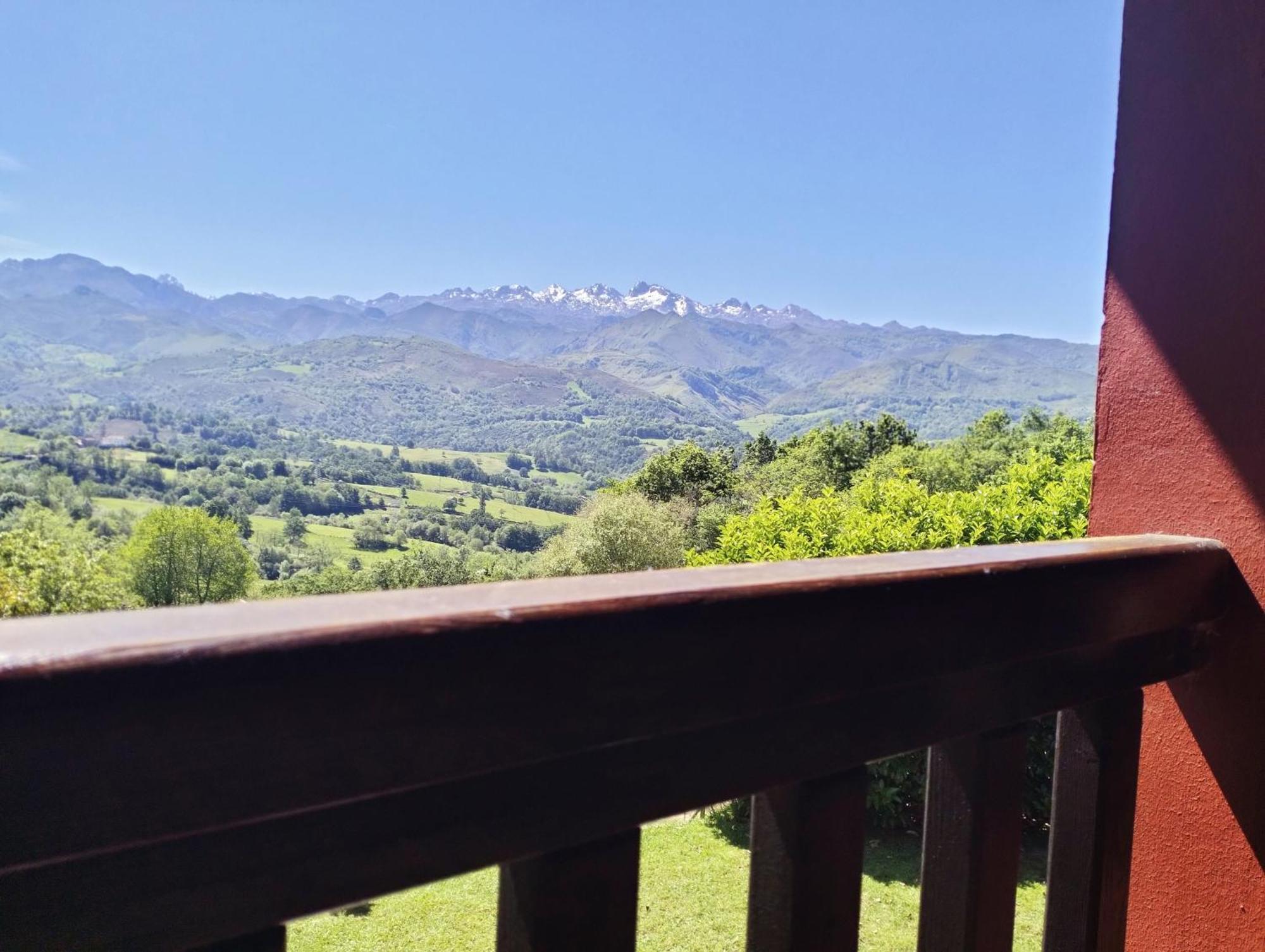 La Casa De Nuria Guest House Cangas de Onis Luaran gambar
