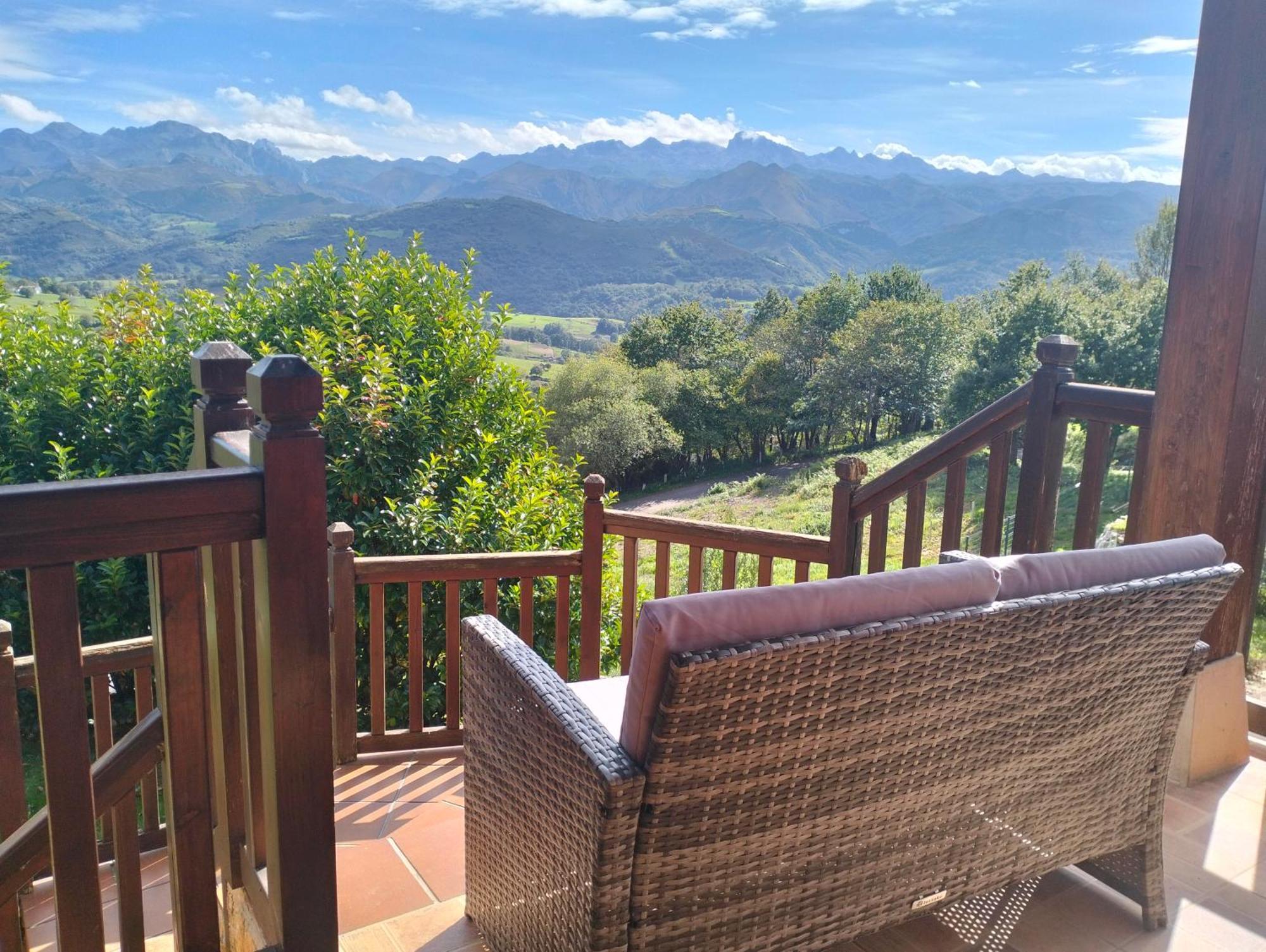 La Casa De Nuria Guest House Cangas de Onis Luaran gambar