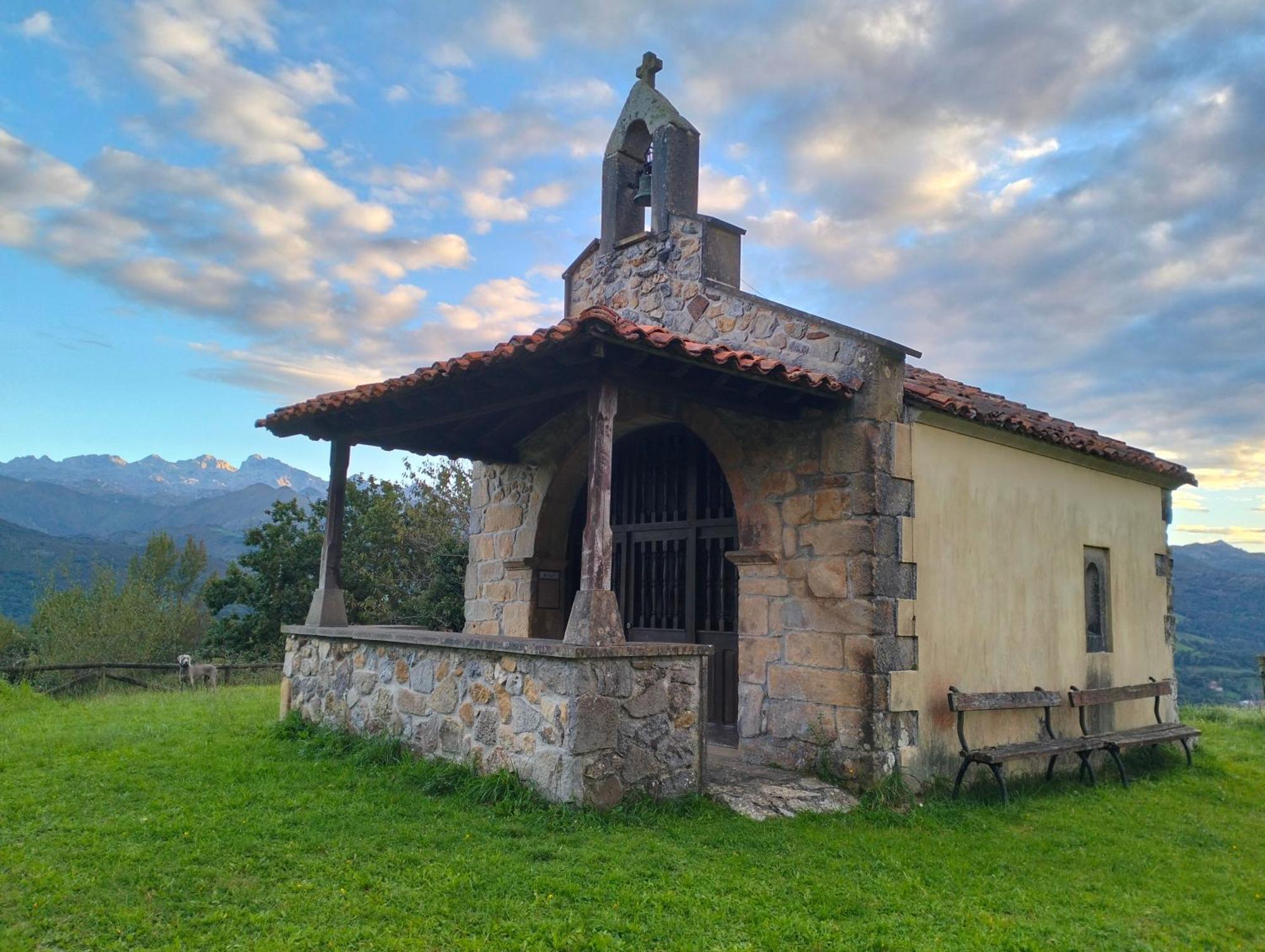 La Casa De Nuria Guest House Cangas de Onis Luaran gambar